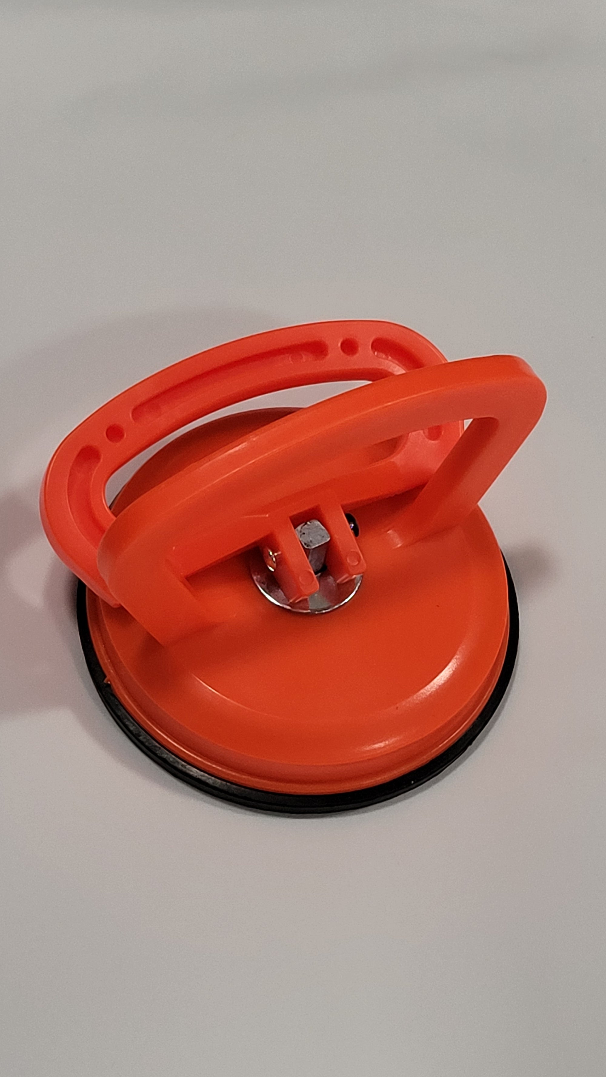 S PLUS and miniPLUS Hubcap Puller